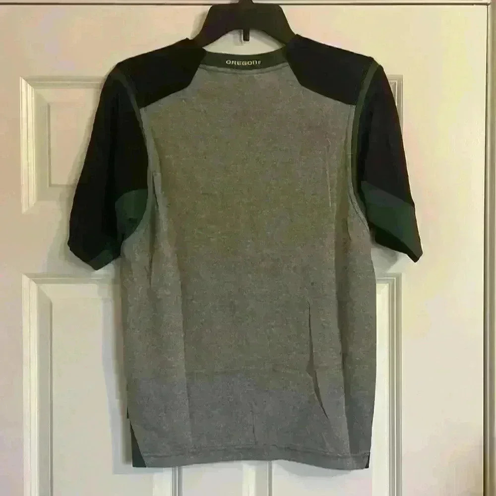 Men's Nike‎ team Oregon University short sleeve size XS - Picture 8 of 10